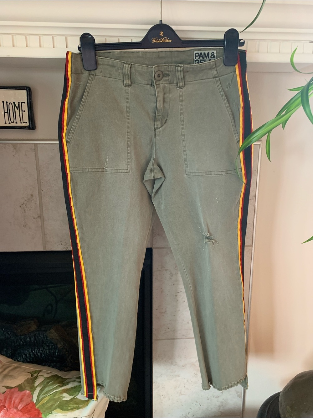 Pam & Gela Militia distressed straight-leg cropped pants 3-color side stripe 28